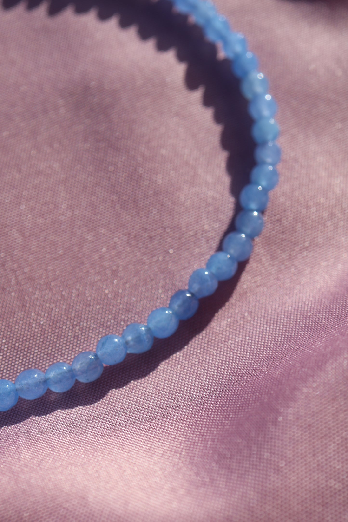 Edelsteinperlen Kette Taubenblau