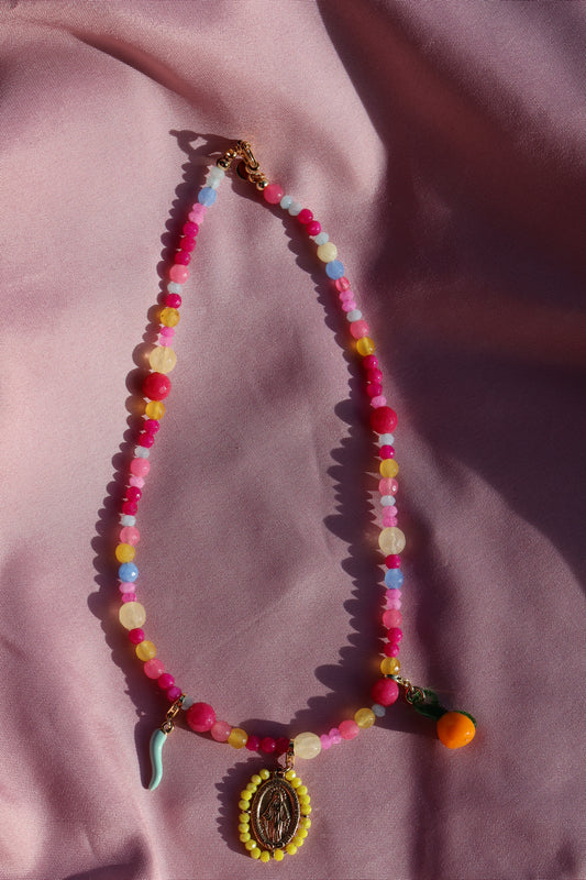 Edelsteinkette mit Charms